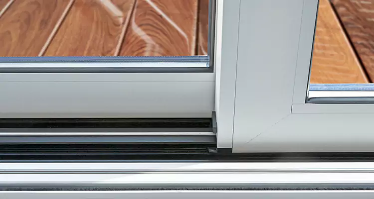 Patio Doors Leaking Water Issue Repair Services in Oviedo, FL