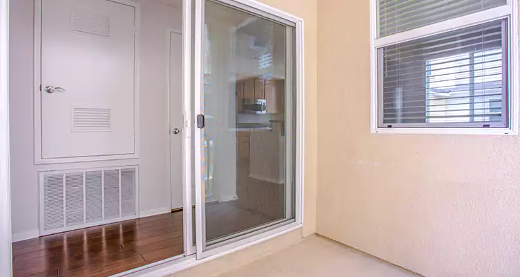 Sliding Screen Door Track Repair in Oviedo, FL