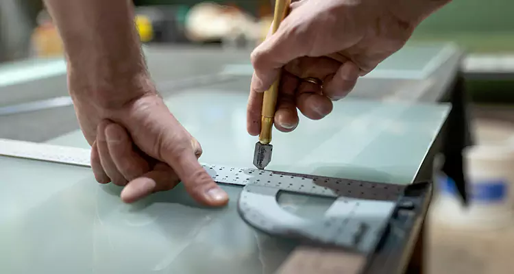 Glass Scratch Repair in Oviedo, FL