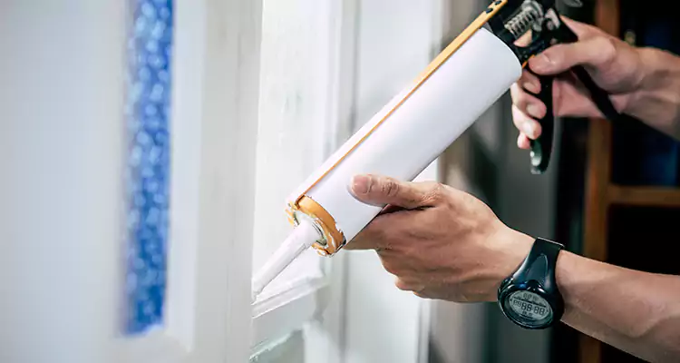 Windows Leaking Air Repair in Oviedo, FL