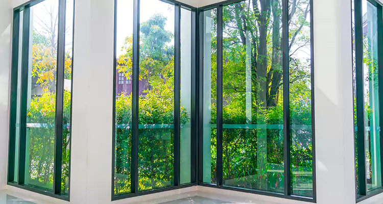 Emergency Balcony Door Glass Repair in Oviedo, FL