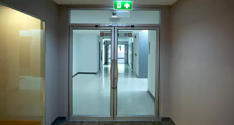 Emergency Glass Door Repair in Oviedo, FL