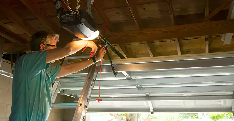 Chamberlain Garage Door Repair in Oviedo, FL