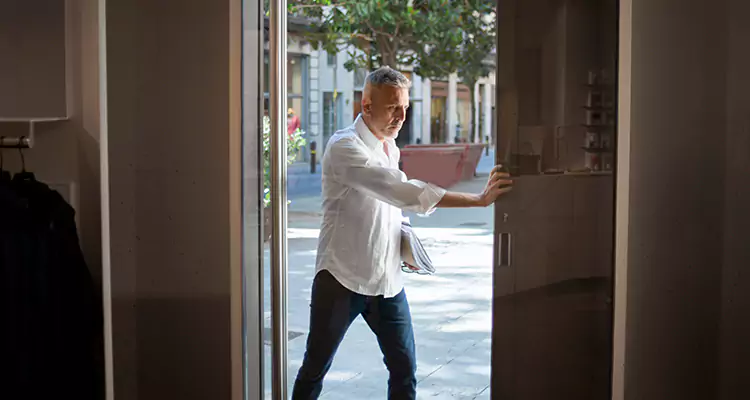 Reliable Pella Patio Door Repair Services for Opening Issues in Oviedo, FL