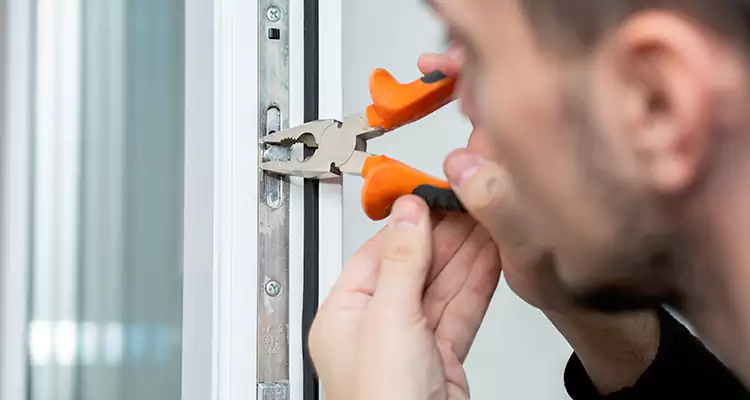 Patio Door Latch Repair in Oviedo, FL