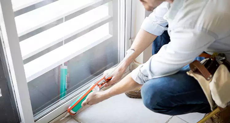 Dap Window Caulk Repair in Oviedo, FL